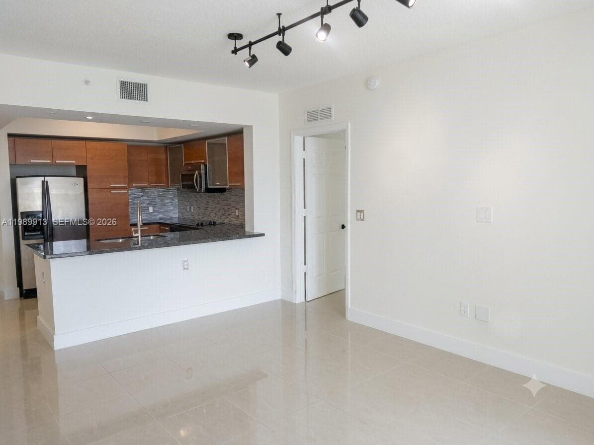 2030 S Douglas Rd # 414, Coral Gables, FL 33134 photo 5