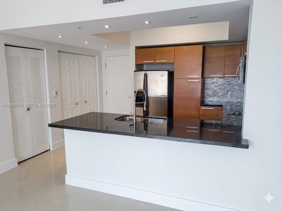 2030 S Douglas Rd # 414, Coral Gables, FL 33134 photo 4