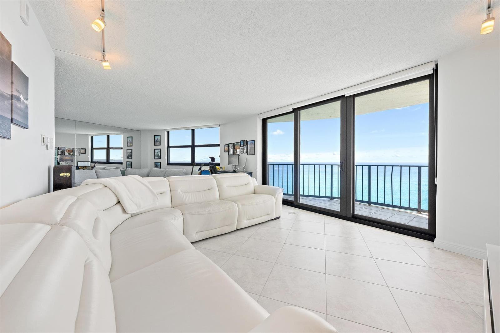 5420 N Ocean Drive # Ph2, Riviera Beach, FL 33404 photo 5
