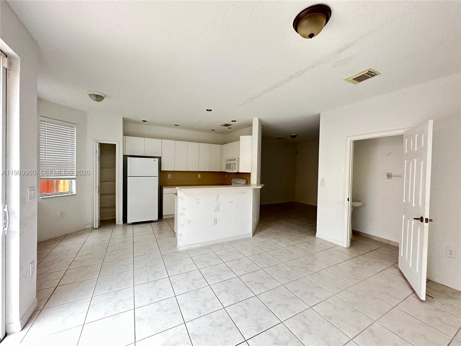 16602 SW 78th Ter, Miami, FL 33193 photo 3