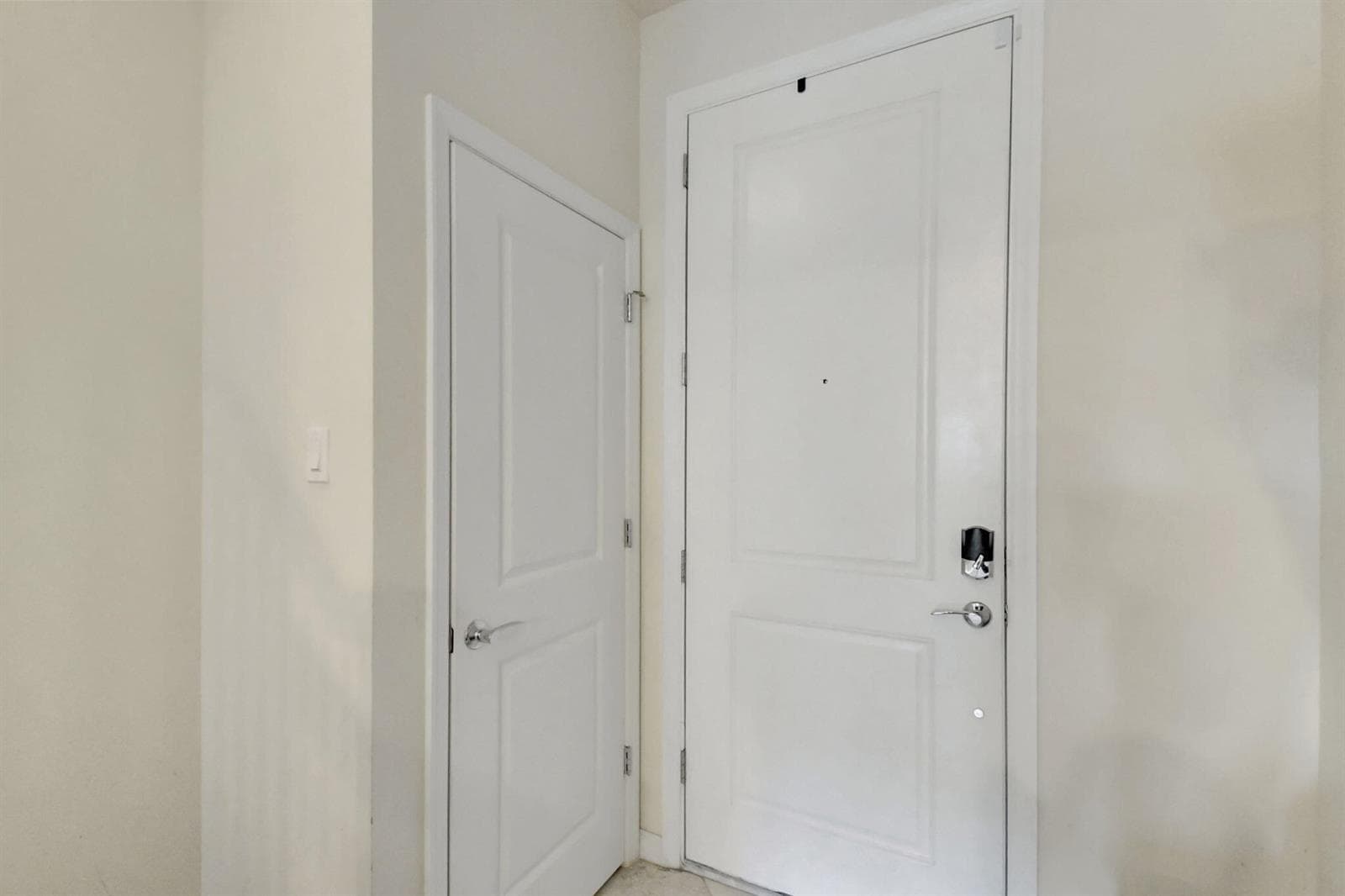 1105 Banyan Drive, Hollywood, FL 33021 photo 3