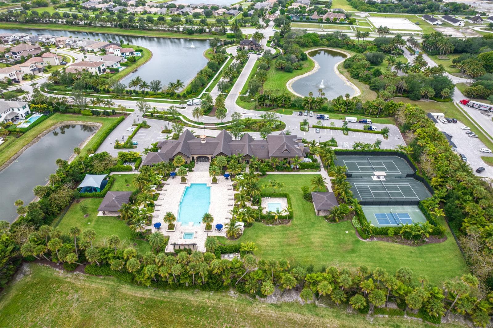 9091 Grand Prix Lane, Boynton Beach, FL 33472 photo 2