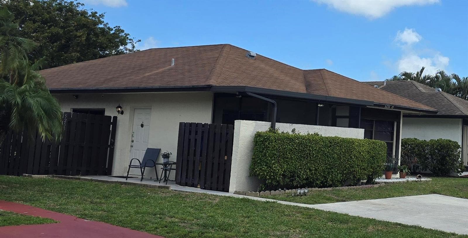 5255 Mendoza Street, West Palm Beach, FL 33415 photo 2