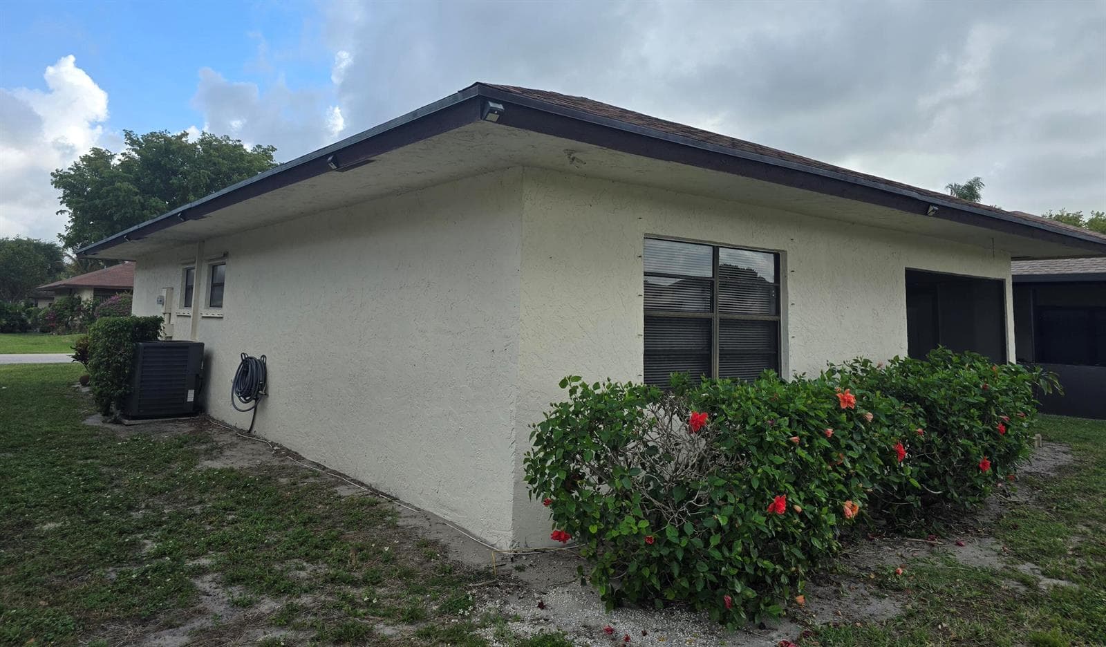 5255 Mendoza Street, West Palm Beach, FL 33415 photo 5