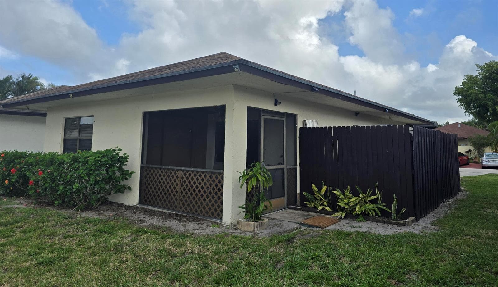 5255 Mendoza Street, West Palm Beach, FL 33415 photo 4