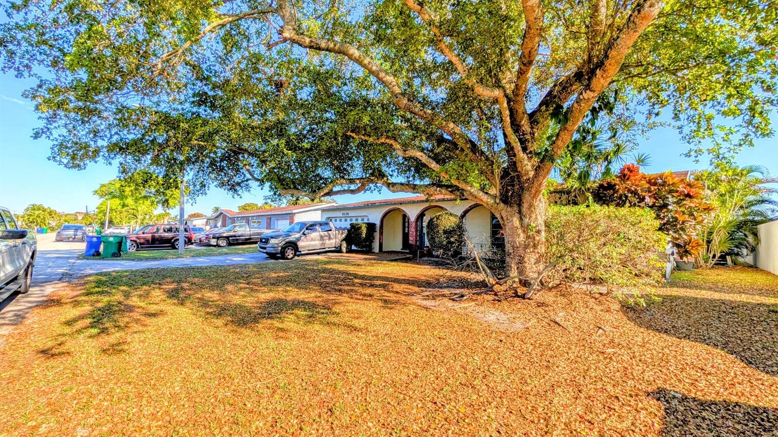 8528 Windsor Drive, Miramar, FL 33025 photo 3