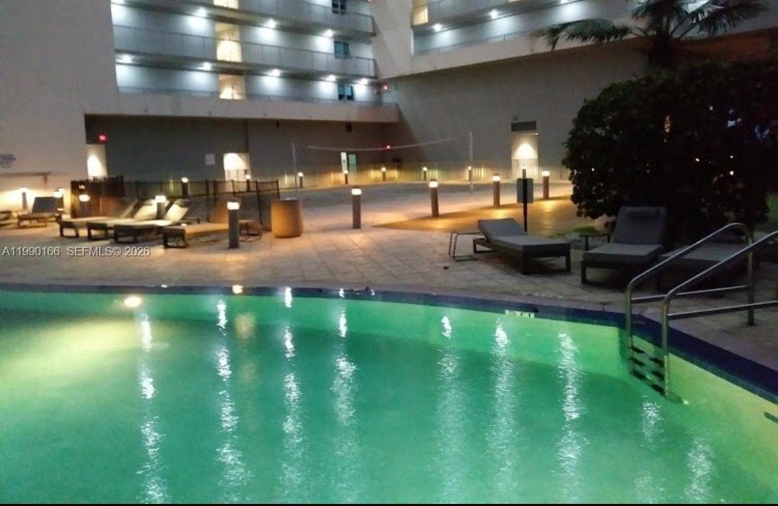 888 Biscayne Blvd # 1810, Miami, FL 33132 photo 5