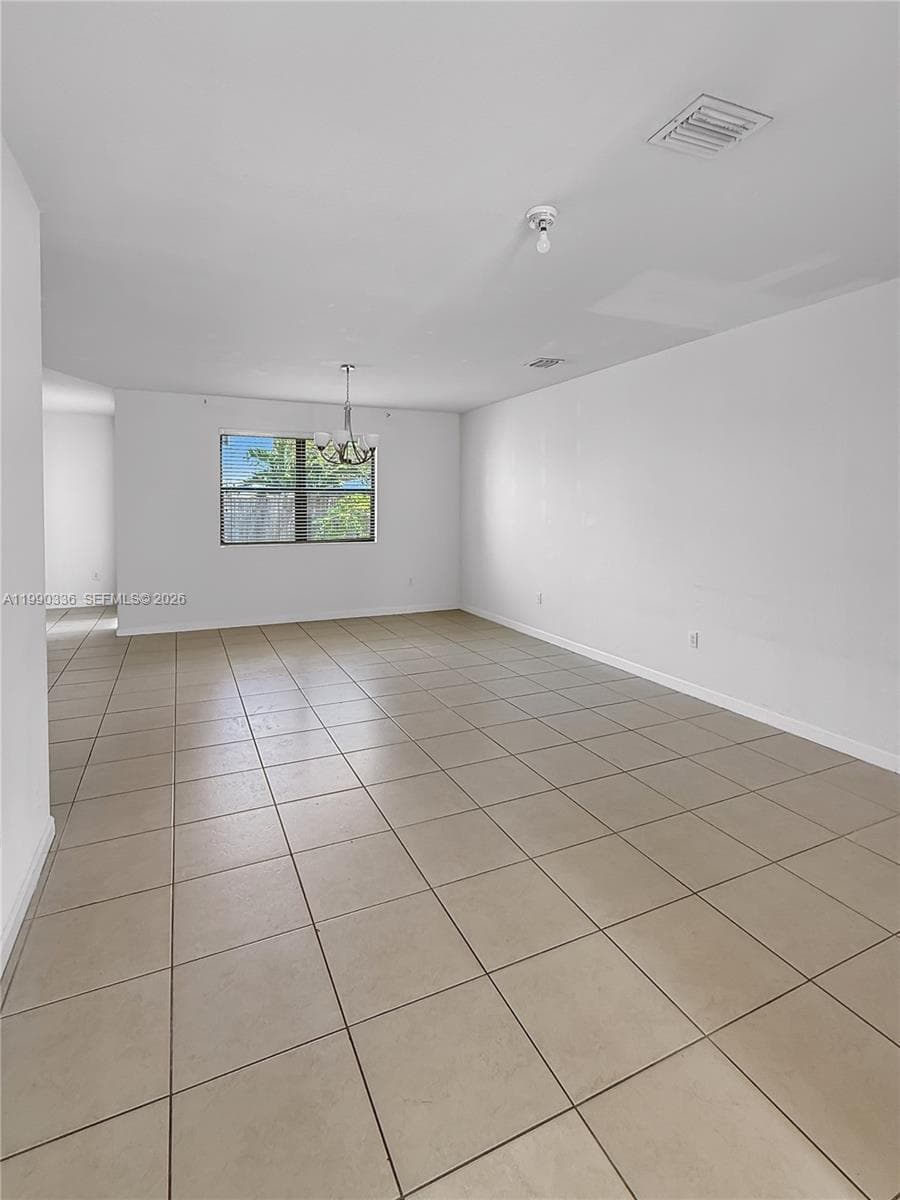 709 SE 35th Ave, Homestead, FL 33033 photo 4