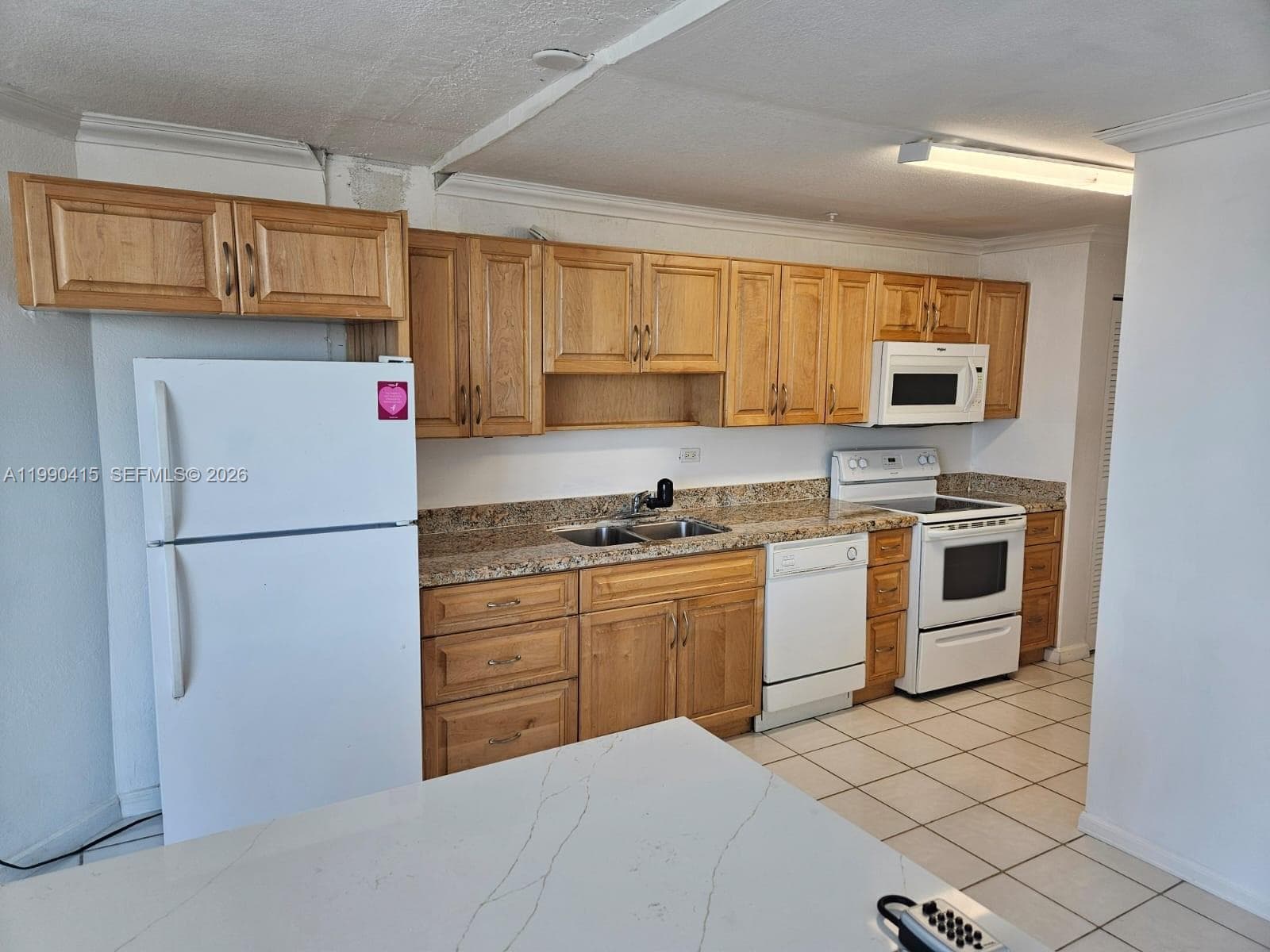 7135 Collins Ave # 1821, Miami Beach, FL 33141 photo 2