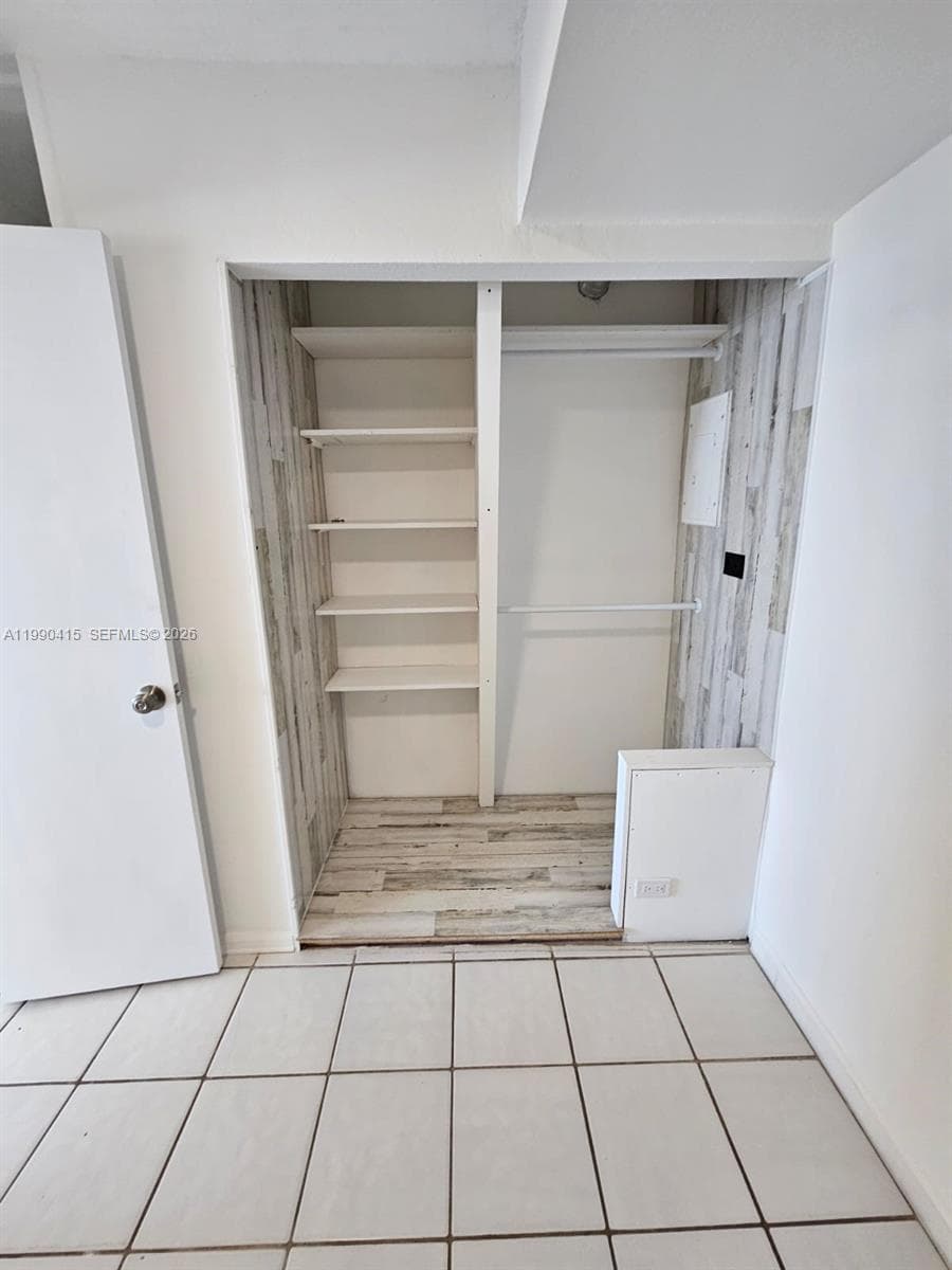 7135 Collins Ave # 1821, Miami Beach, FL 33141 photo 5