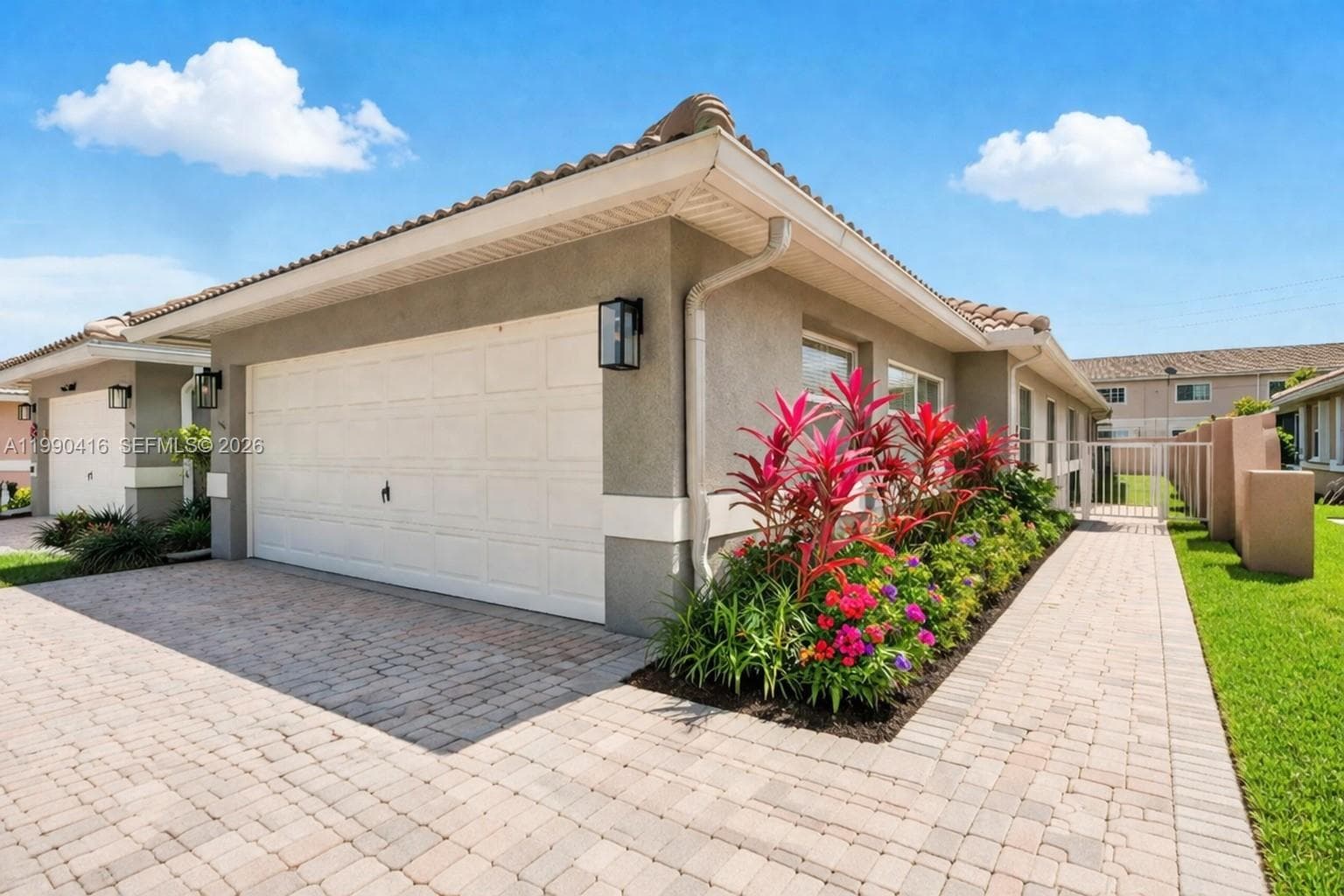 5477 Grande Palm Cir, Delray Beach, FL 33484 photo 2