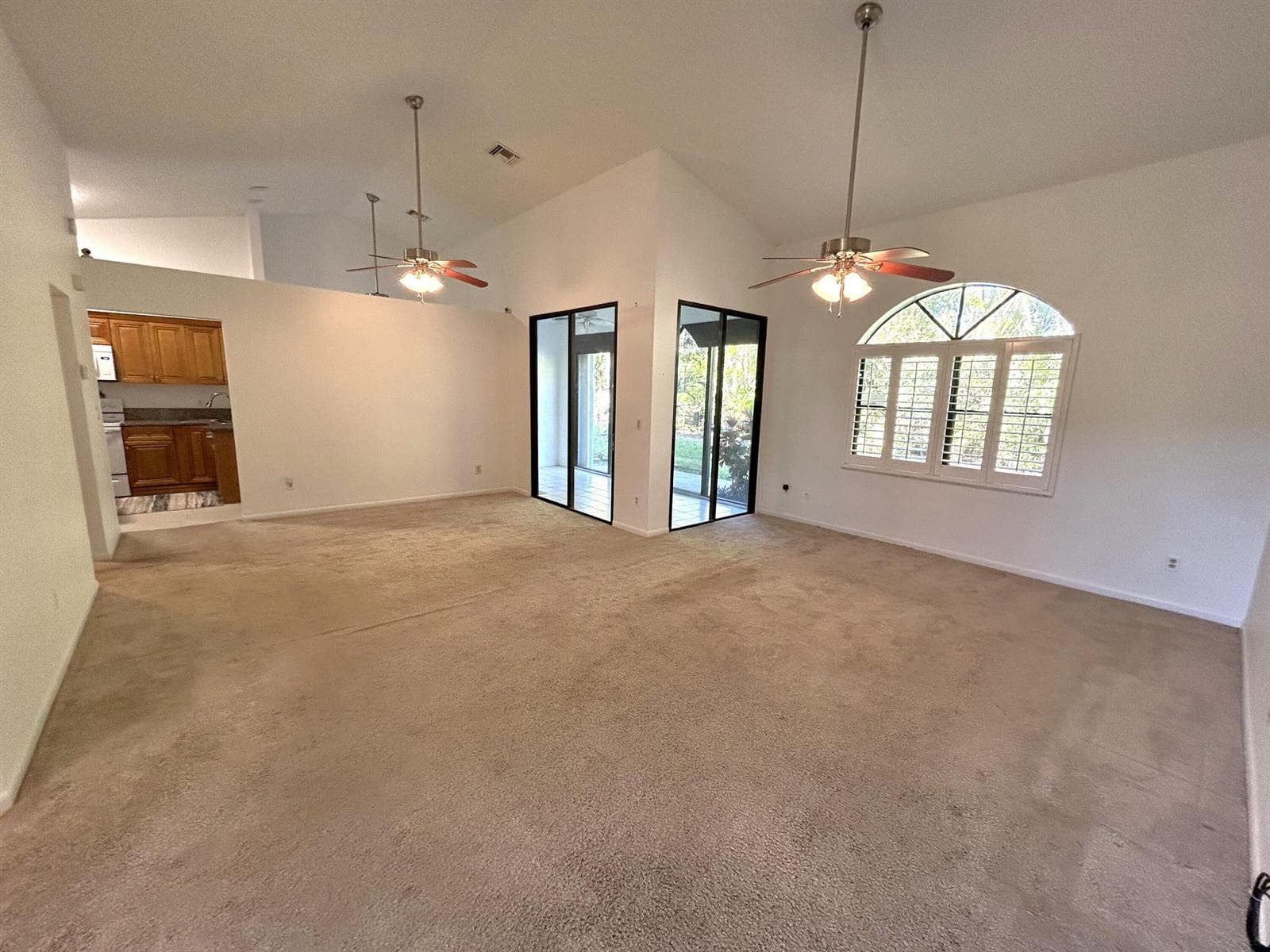 7207 Le Chalet Boulevard, Boynton Beach, FL 33472 photo 5