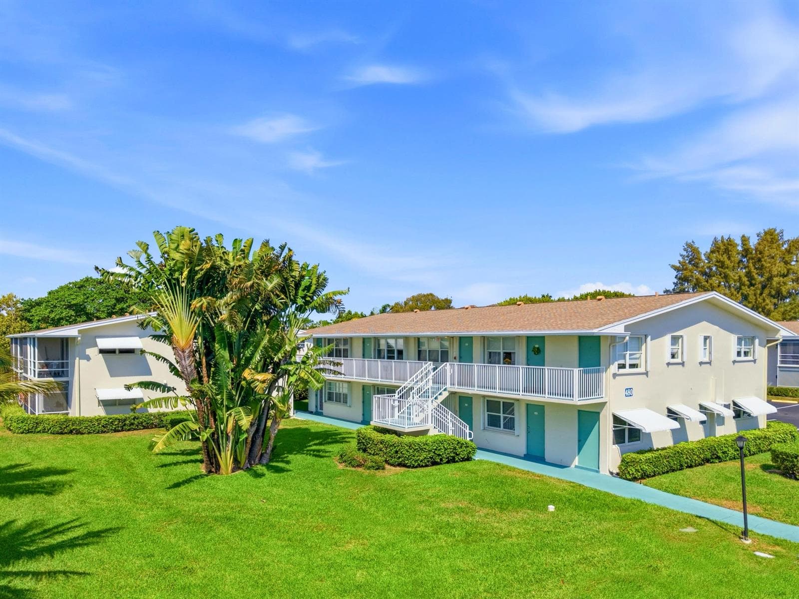 480 Horizons W # 208, Boynton Beach, FL 33435 photo 2
