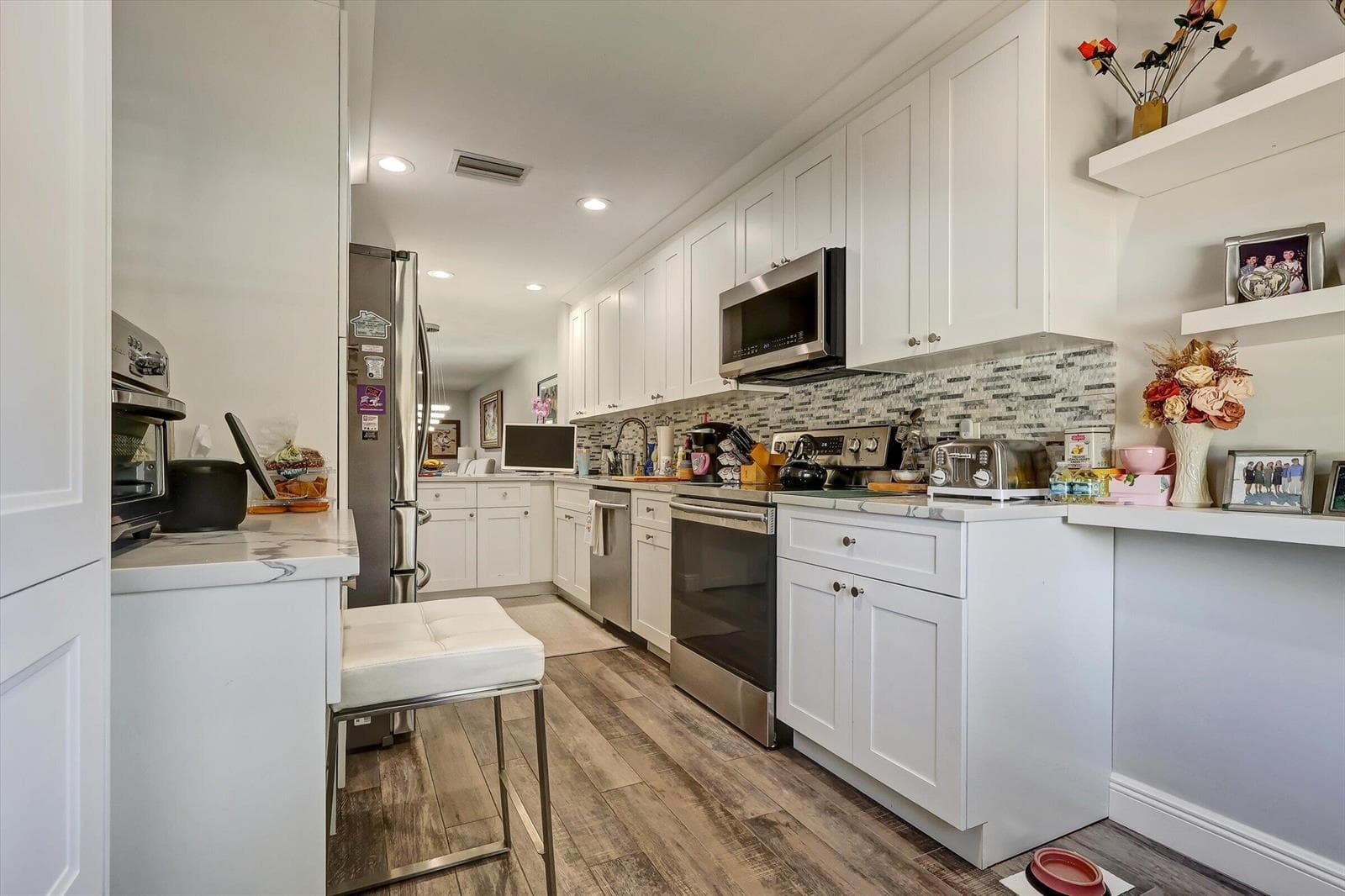 34 W Stratford Ln Lane W # D, Boynton Beach, FL 33436 photo 3