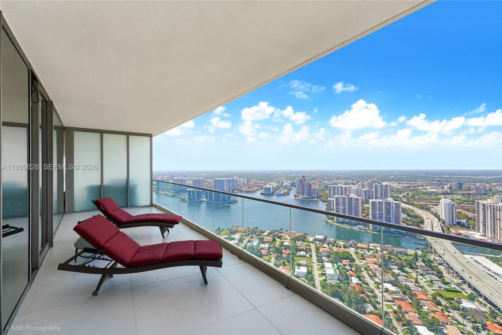 18975 Collins Ave # 5103, Sunny Isles Beach, FL 33160 photo 2