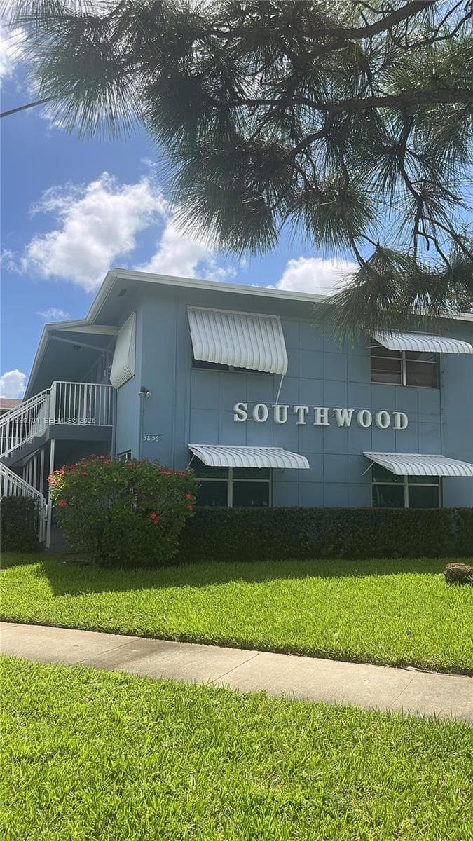 3856 S Cir Dr # 6, Hollywood, FL 33021 photo 3