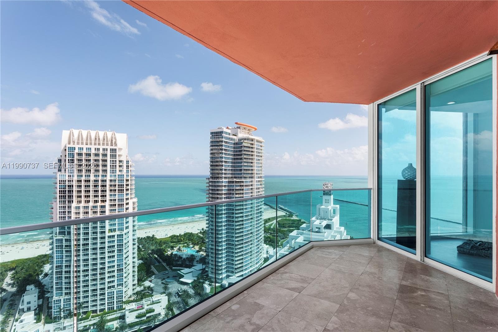 300 S Pointe Dr # 3405, Miami Beach, FL 33139 photo 4