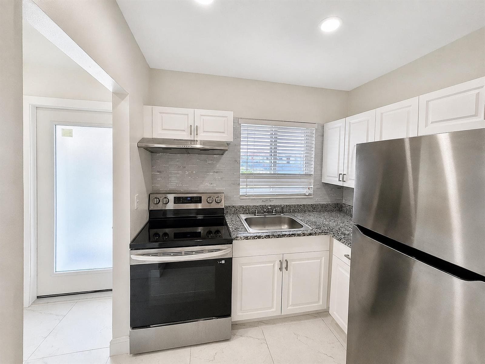 1115 Lake Terrace # 208, Boynton Beach, FL 33426 photo 4
