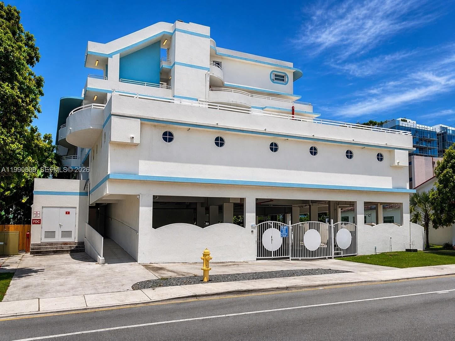 9156 Collins Ave # 107, Surfside, FL 33154 photo 2