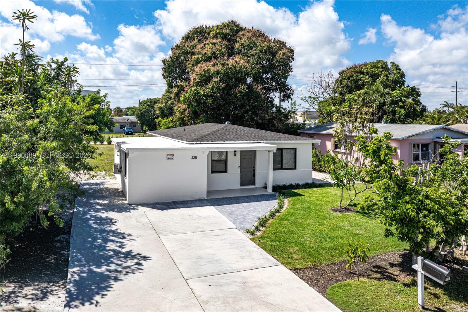 328 SW 11th Ave, Delray Beach, FL 33444 photo 2