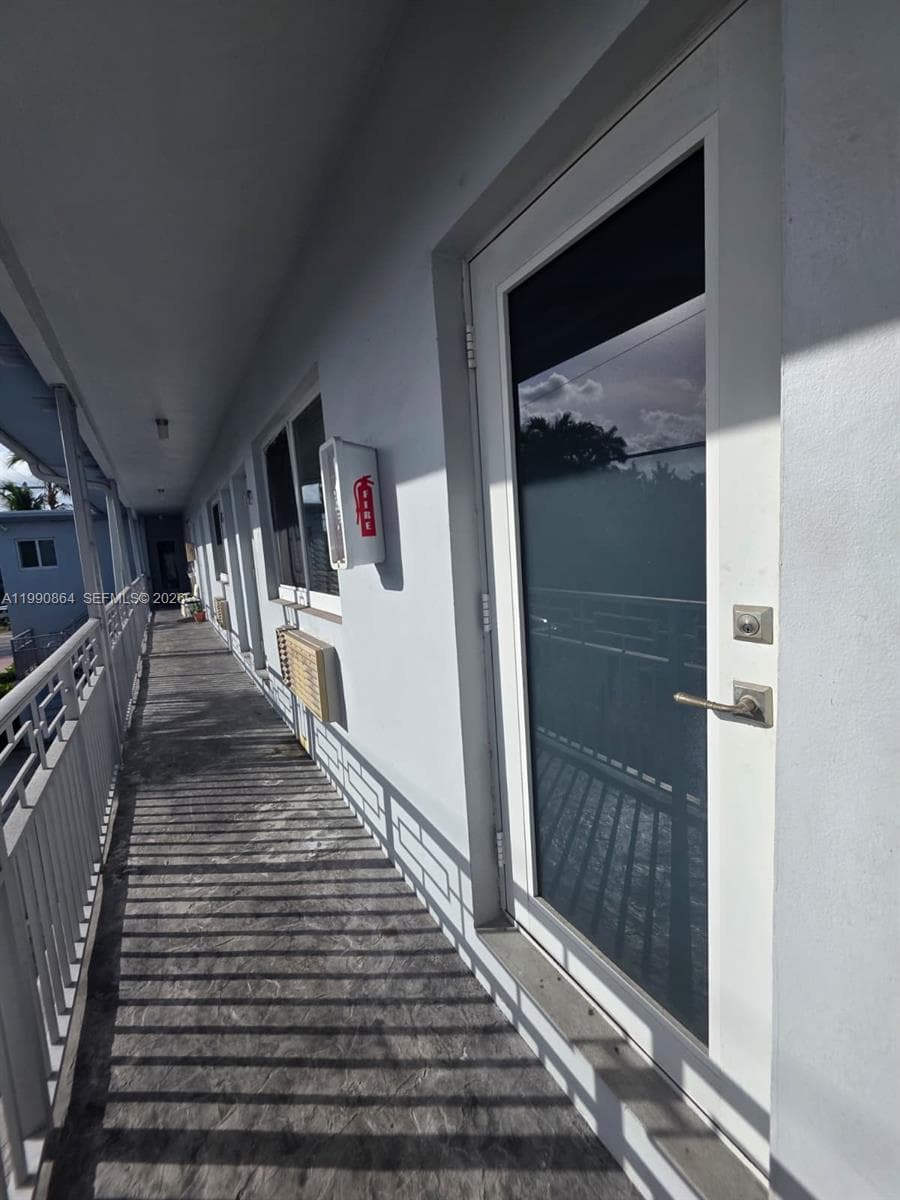 7155 Rue Notre Dame # 9, Miami Beach, FL 33141 photo 3