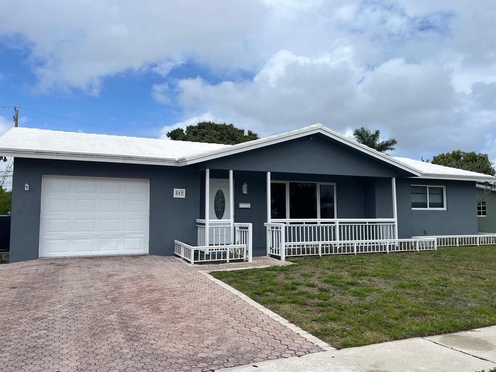 257 SW 5th Street, Boca Raton, FL 33432 photo 2