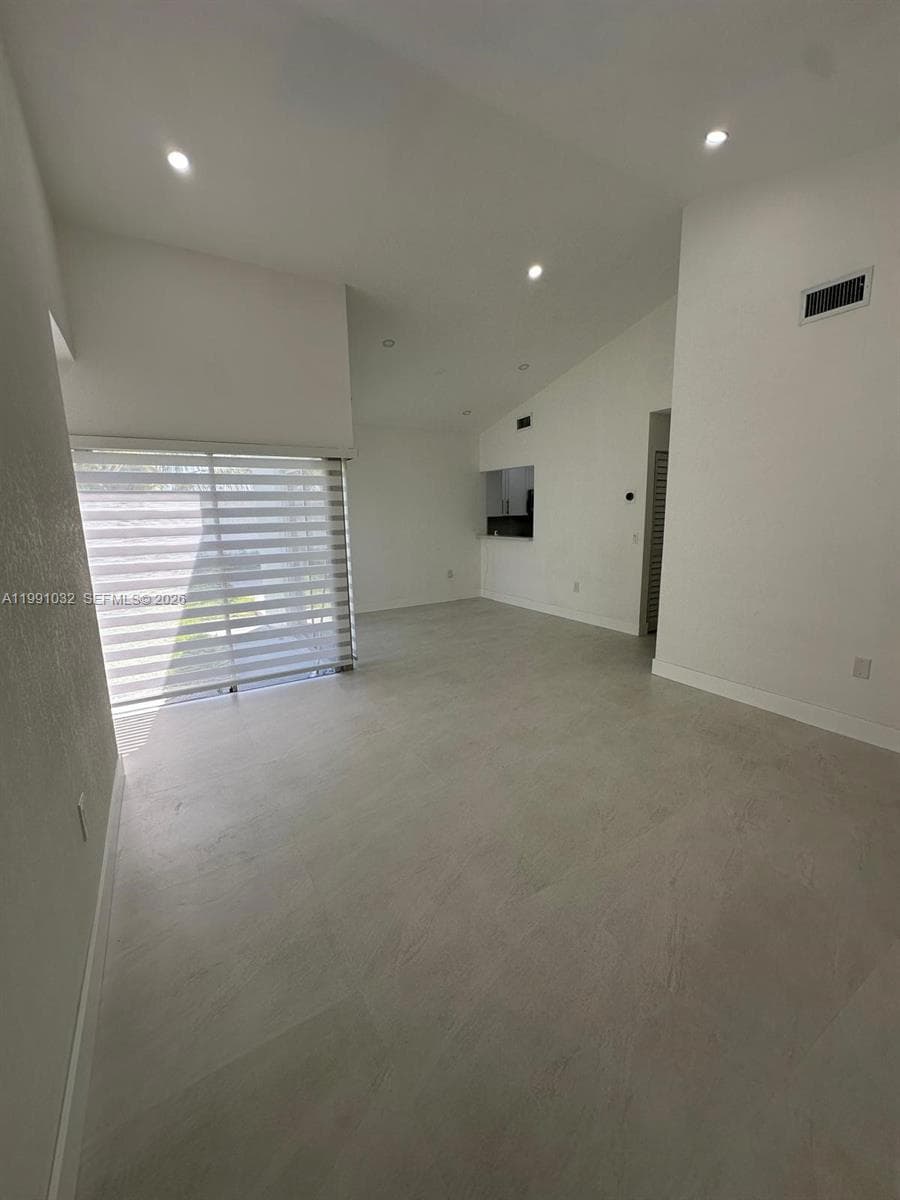 20926 SW 124th Ave Rd, Miami, FL 33177 photo 3