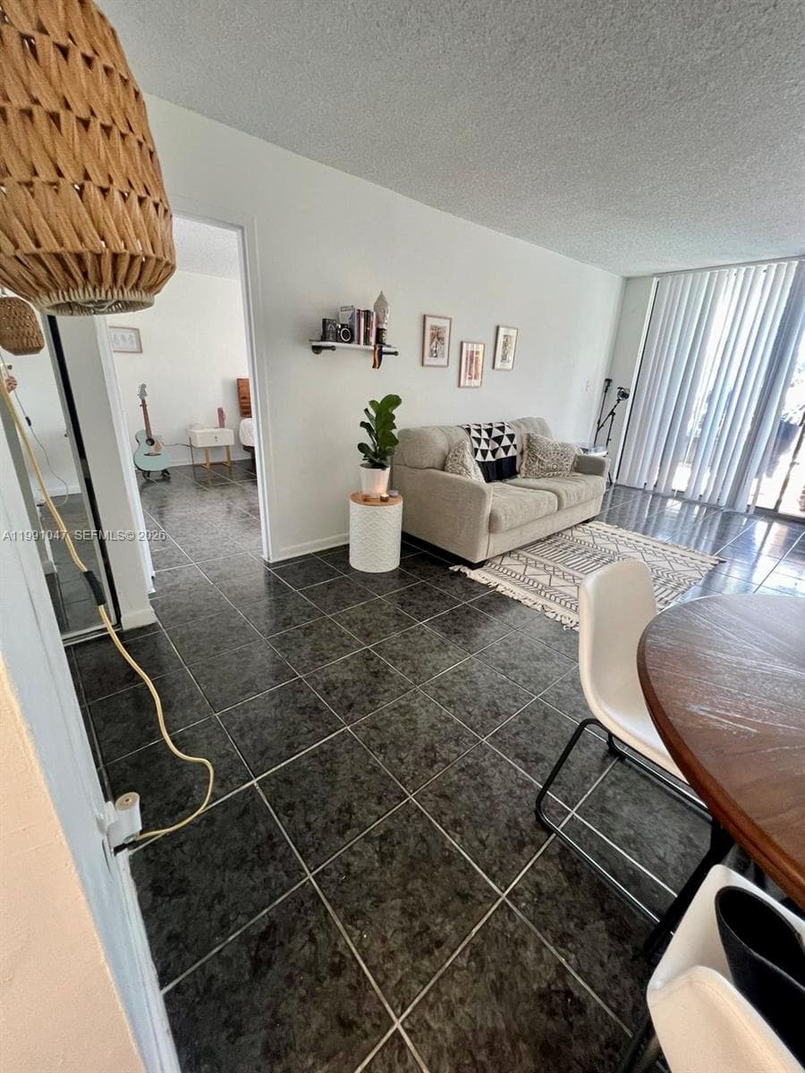 2350 NE 135th St # 208, North Miami, FL 33181 photo 5