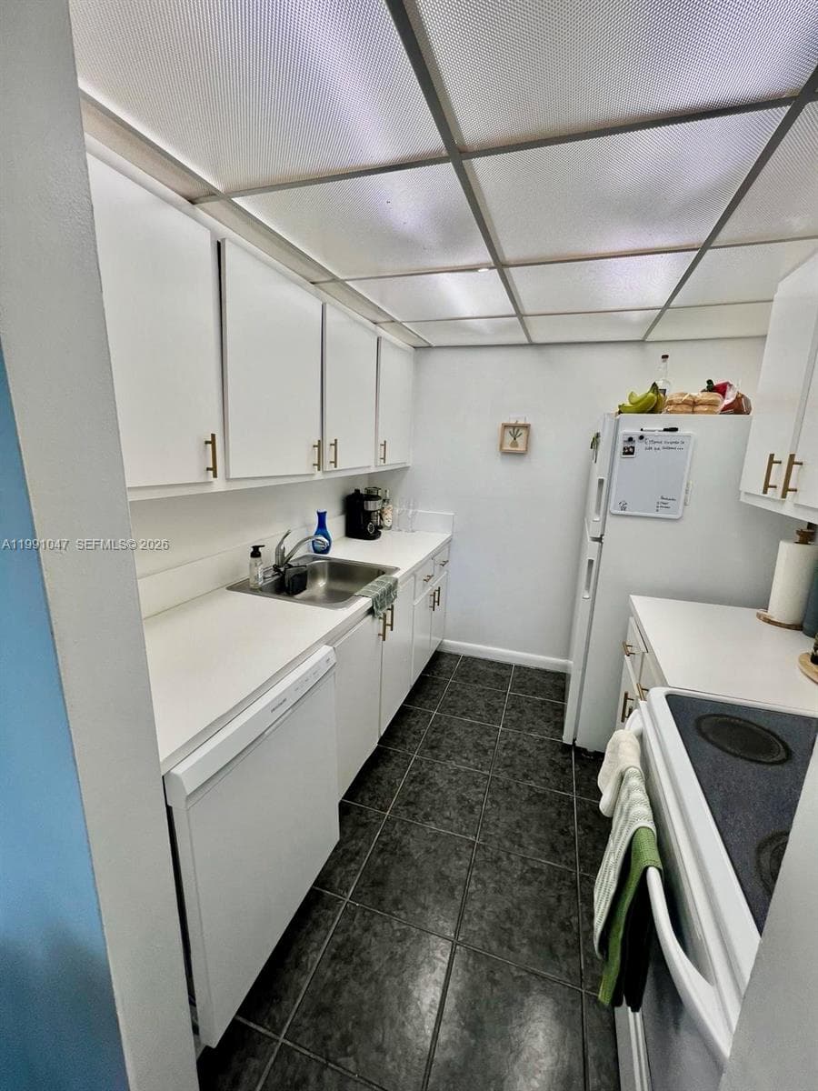 2350 NE 135th St # 208, North Miami, FL 33181 photo 4