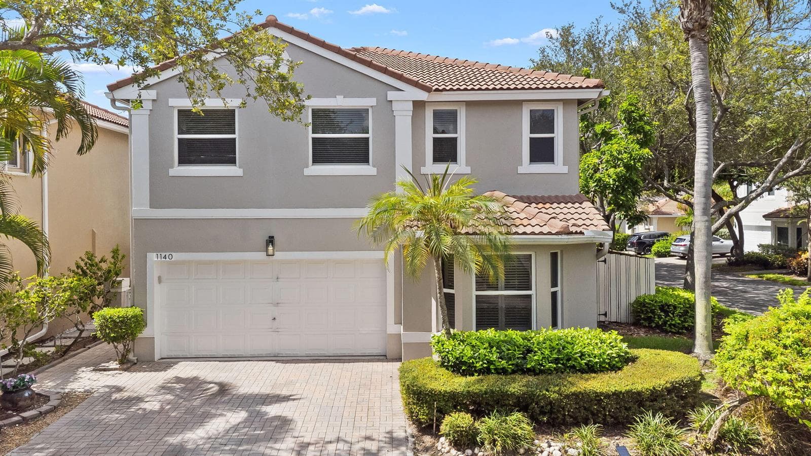 1140 Linden Street, Hollywood, FL 33019 photo 2