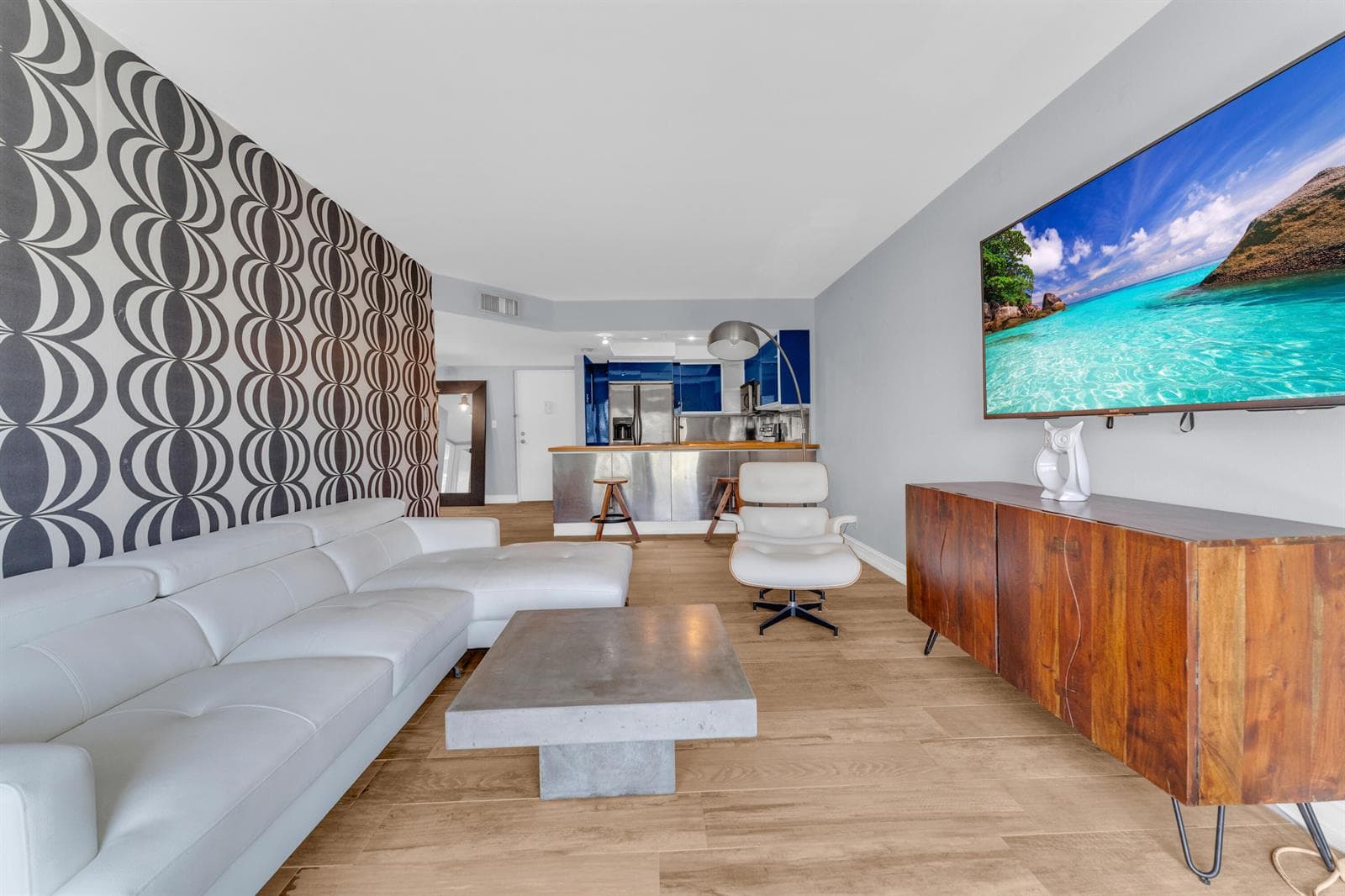 3004 NE 5th Terrace # 206-c, Wilton Manors, FL 33334 photo 4