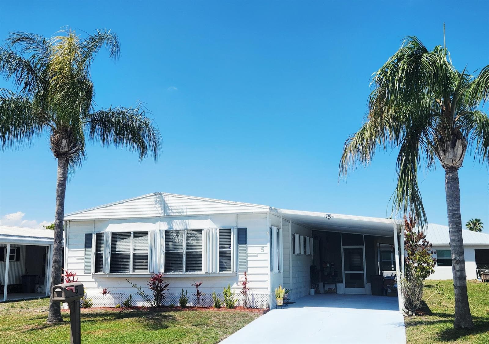 5 El Portal Lane, Port St. Lucie, FL 34952 photo 2