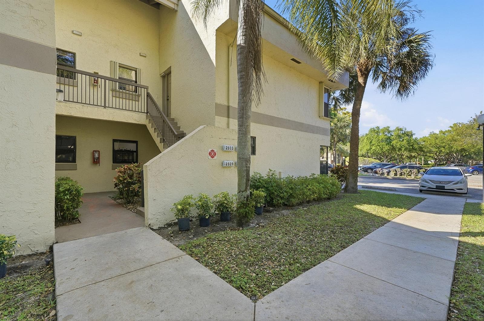 2928 Carambola Circle S, Coconut Creek, FL 33066 photo 4