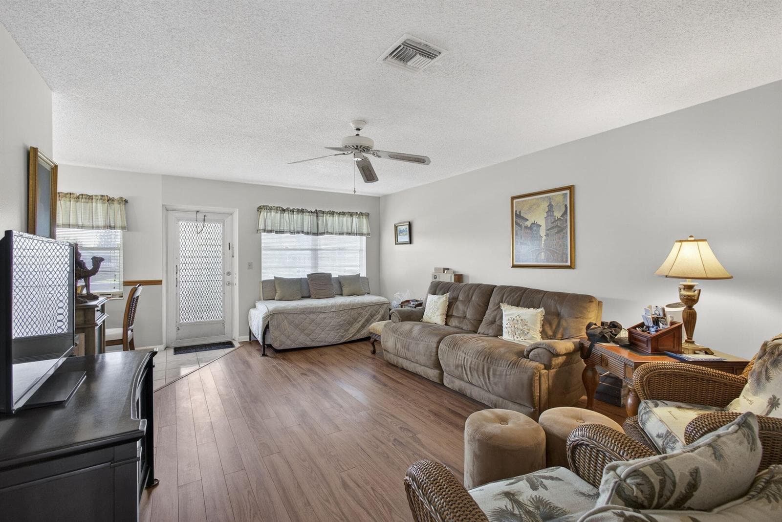 272 Bedford K, West Palm Beach, FL 33417 photo 2