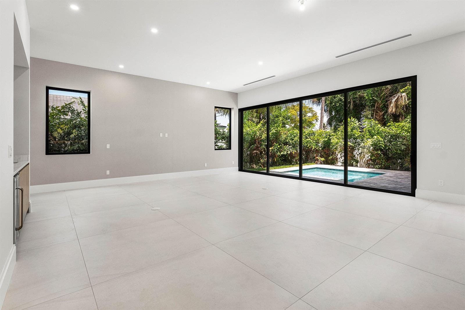 207 SE 5th Street, Delray Beach, FL 33483 photo 4