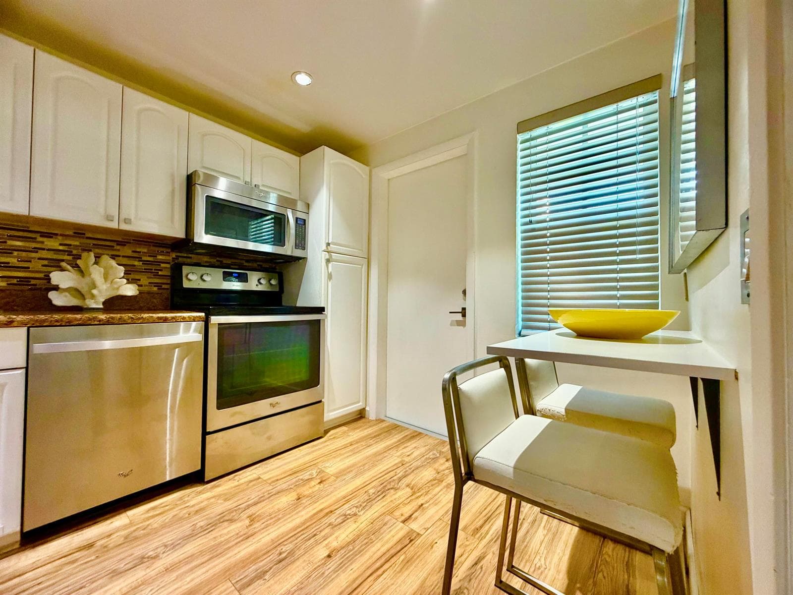 3100 N Palm Aire Drive # 706, Pompano Beach, FL 33069 photo 2