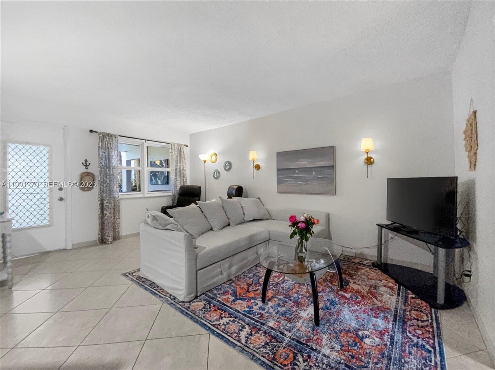 580 Egret Dr # 111, Hallandale Beach, FL 33009