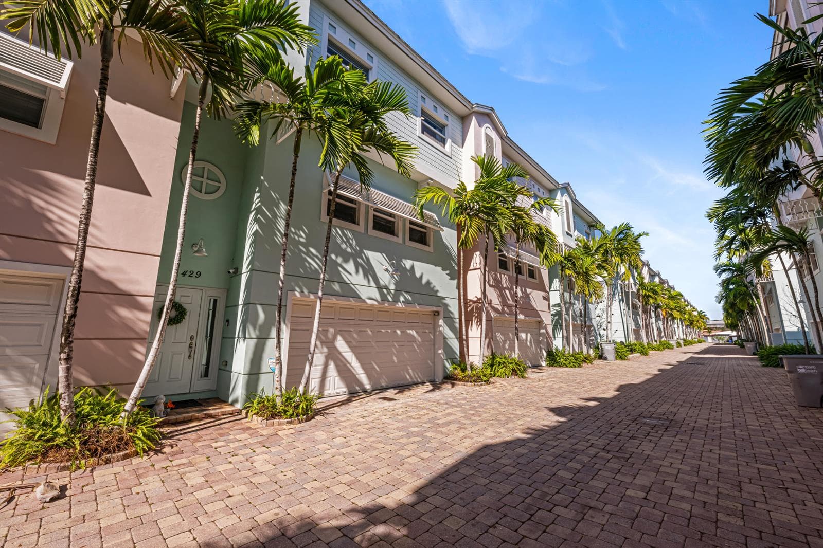 429 NE 1st Street, Pompano Beach, FL 33060 photo 2