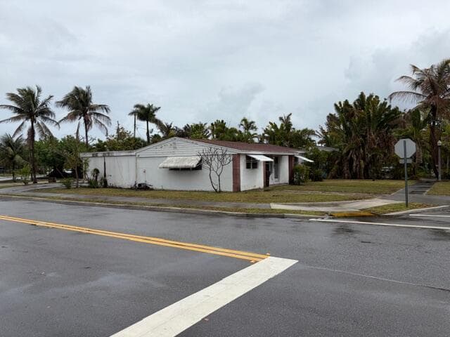 1029 Ardmore Road, West Palm Beach, FL 33401 photo 2