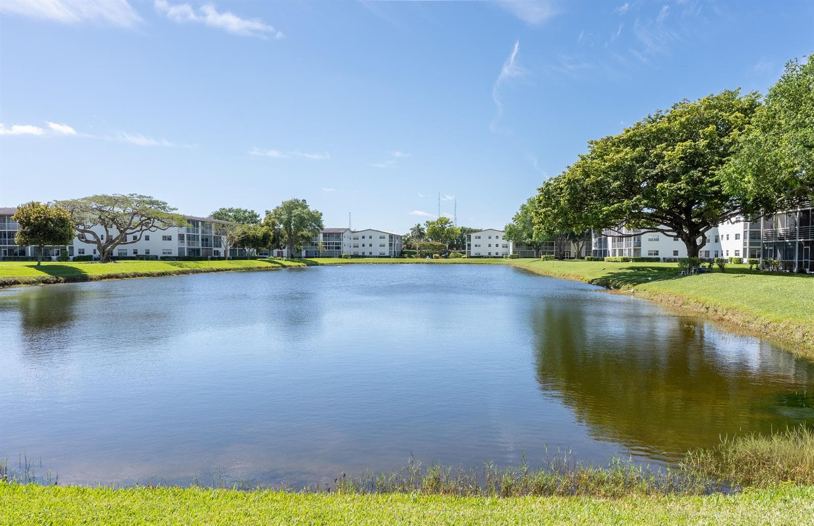 592 Fanshaw O, Boca Raton, FL 33434 photo 3
