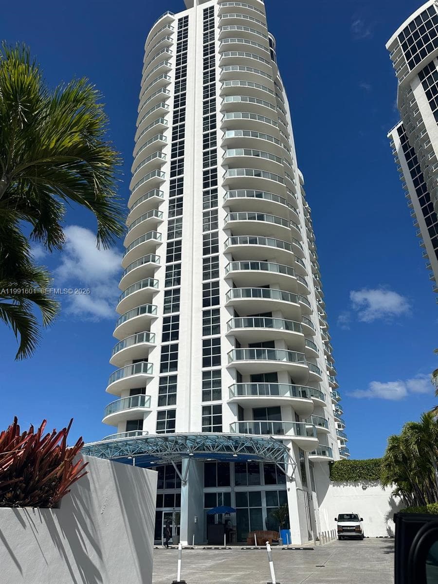 18683 Collins Ave # 802, Sunny Isles Beach, FL 33160 photo 4