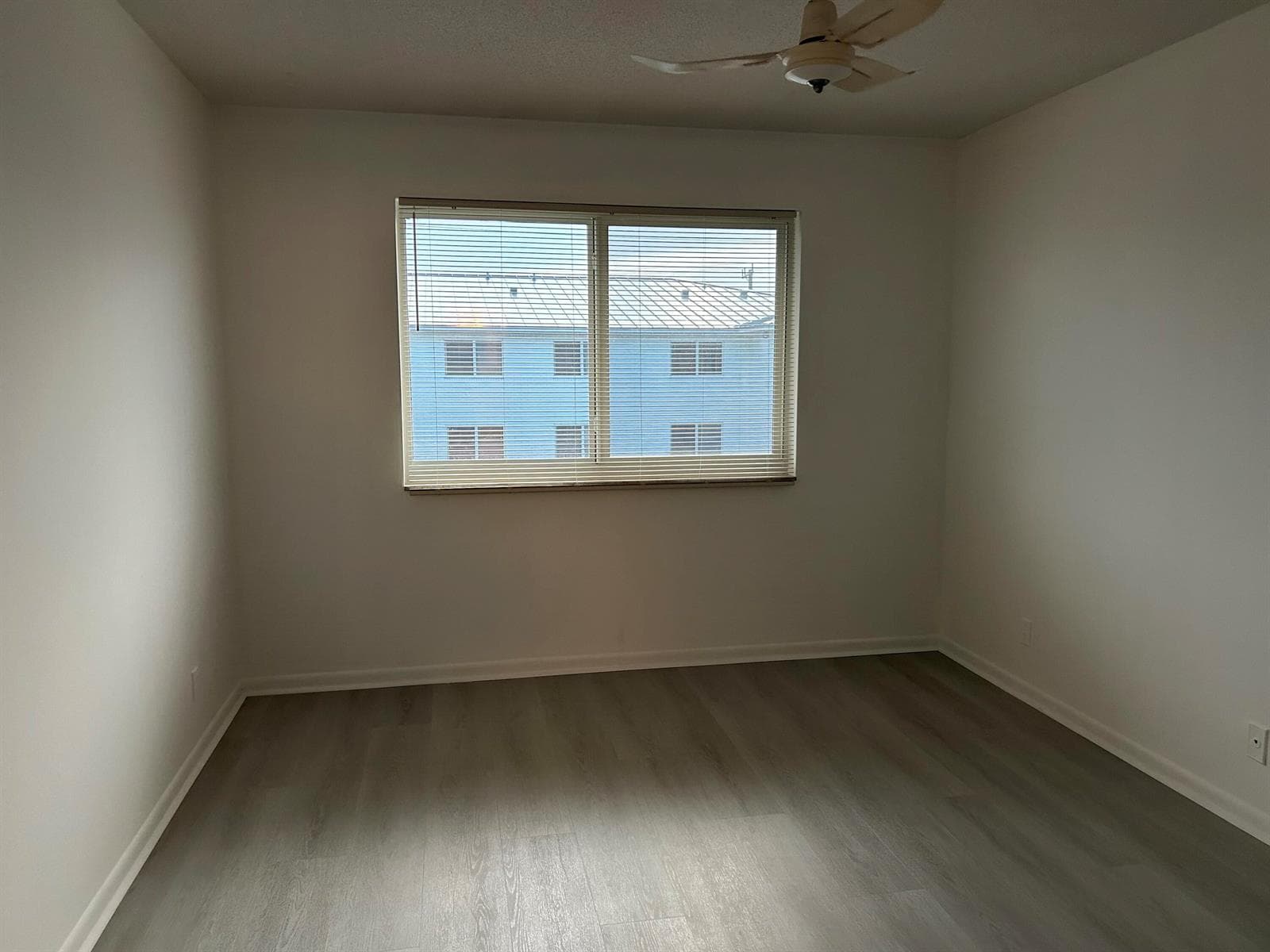 6263 NE 19th Avenue # 927, Fort Lauderdale, FL 33308 photo 4