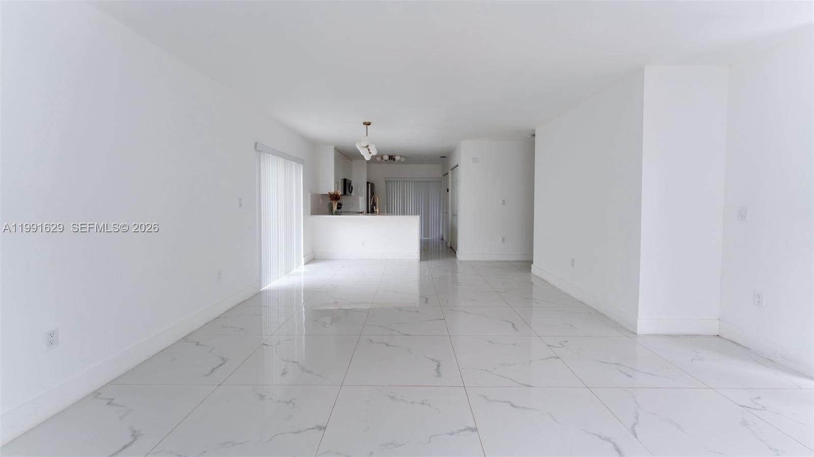 22226 SW 98th Pl, Cutler Bay, FL 33190 photo 2