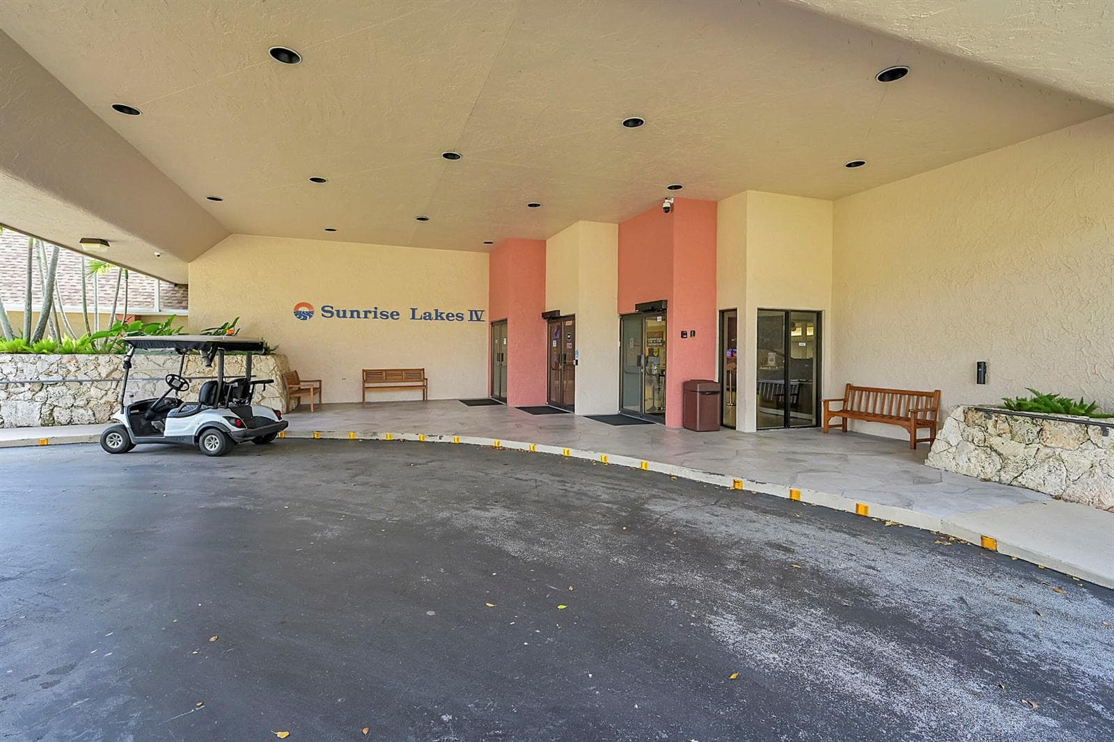 10434 Sunrise Lakes Boulevard # 206, Sunrise, FL 33322 photo 2