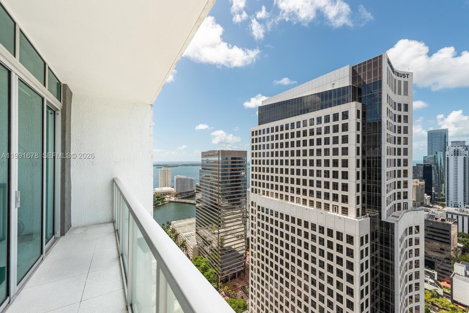 55 SE 6th St # 4308, Miami, FL 33131 photo 2