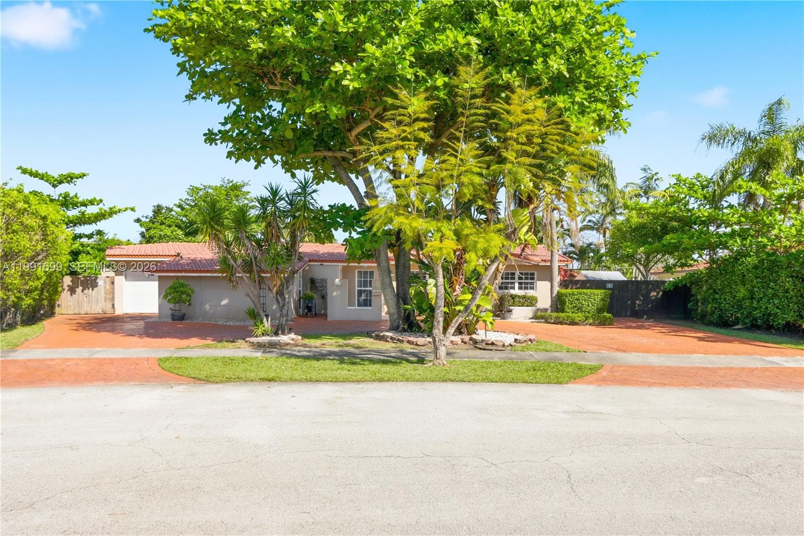 9955 SW 74th St, Miami, FL 33173 photo 2