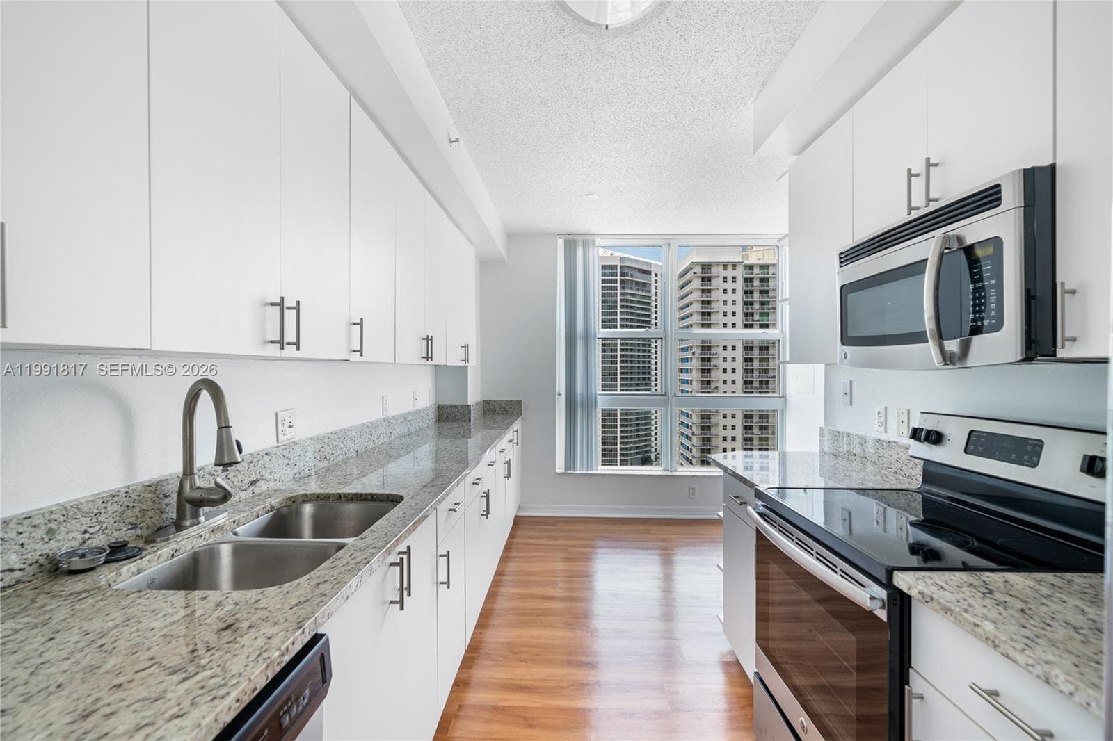 1111 Brickell Bay Dr # 3108, Miami, FL 33131 photo 4