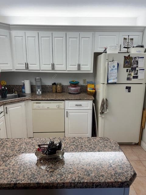 440 Pine Glen Lane # B-1, FL 33463 photo 2