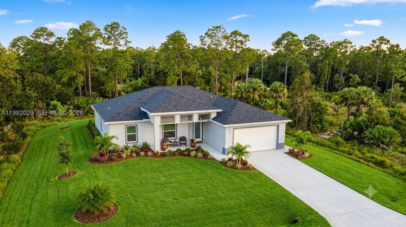 852 Belden Ave, Lehigh Acres, FL 33974 photo 2