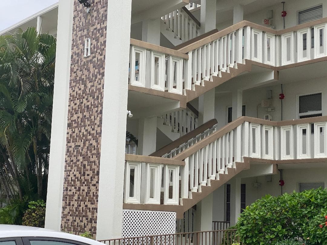 4096 Westbury H # 4096, Deerfield Beach, FL 33442 photo 5